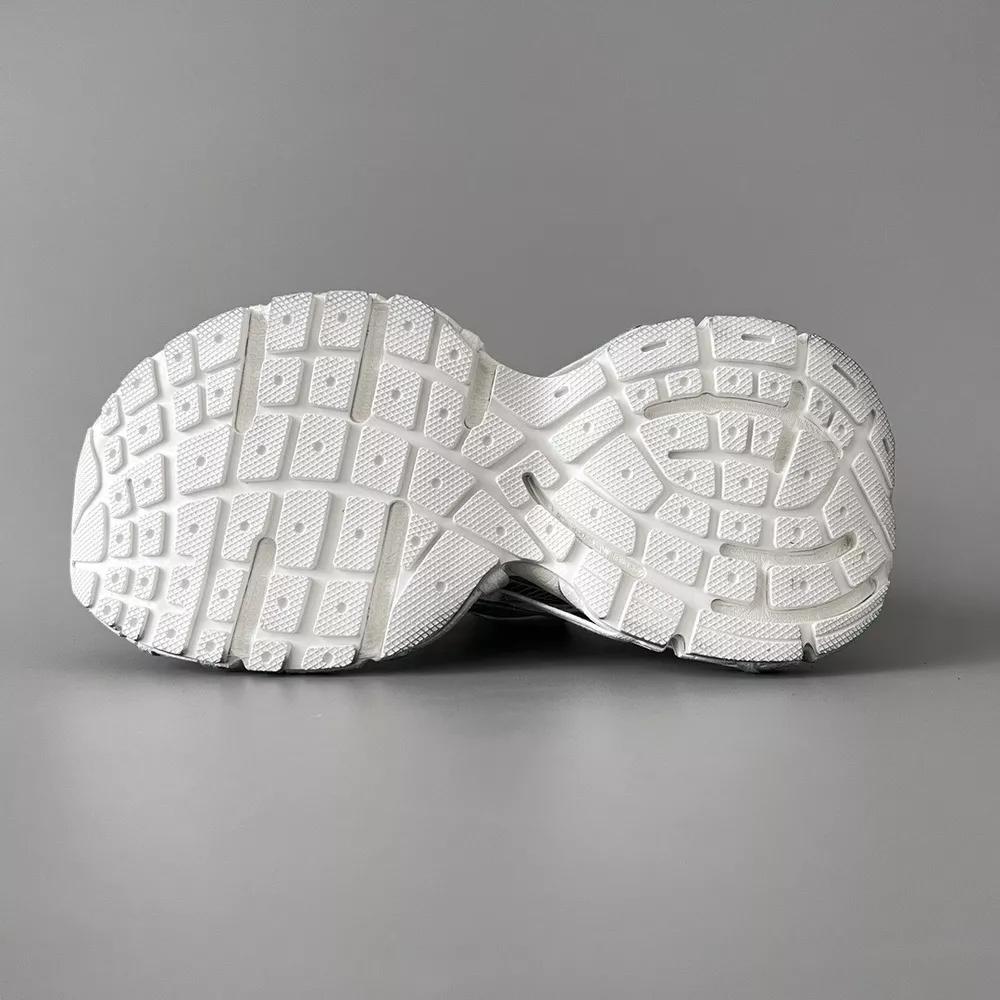 Balenciaga 3XL (2)-07