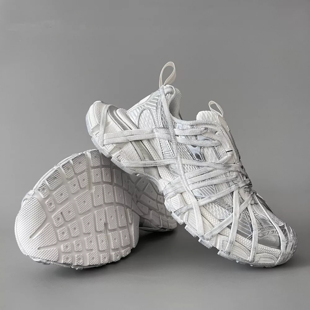 Balenciaga 3XL (2)-08