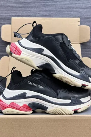 Balenciaga Triple S