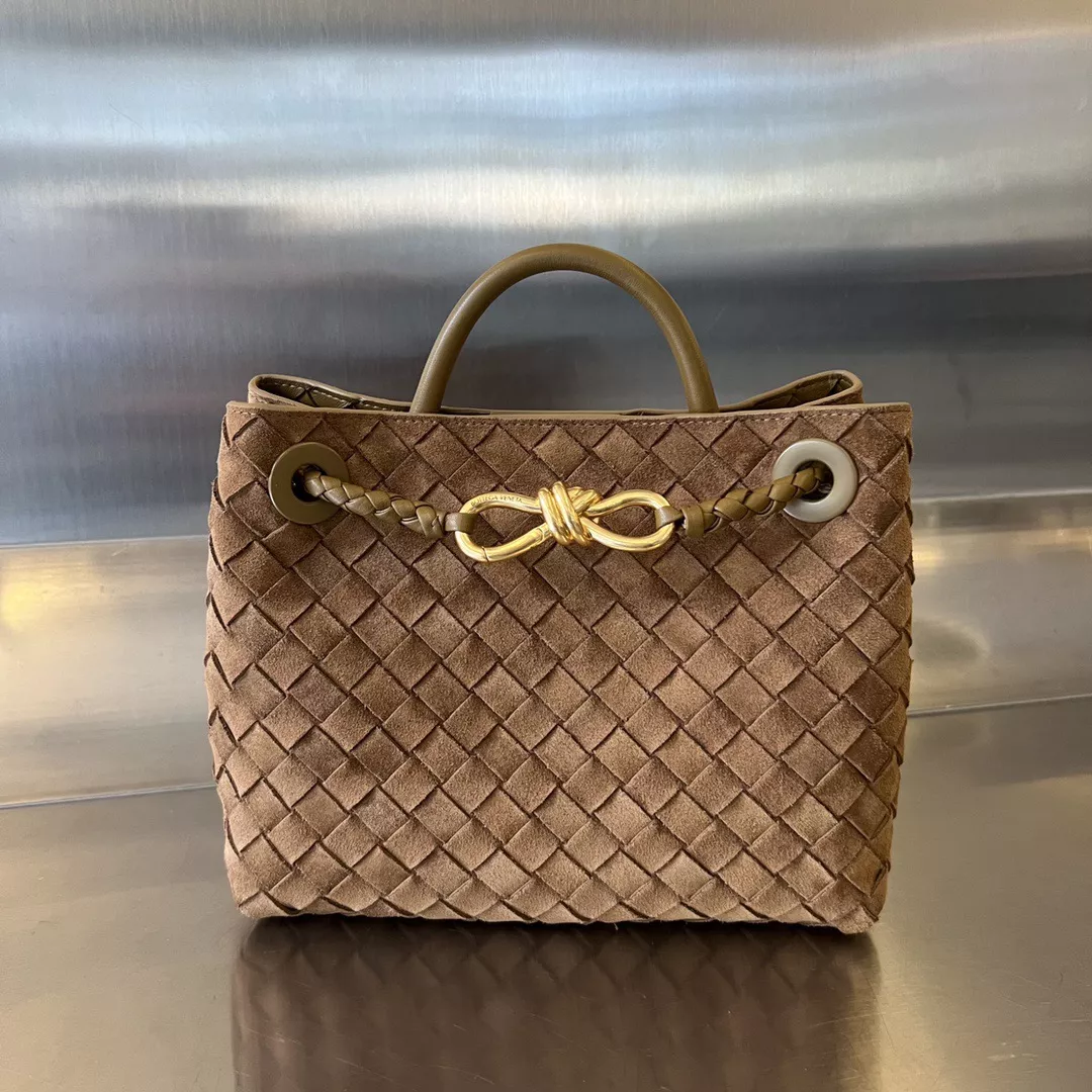 Bottega Veneta Andiamo-01