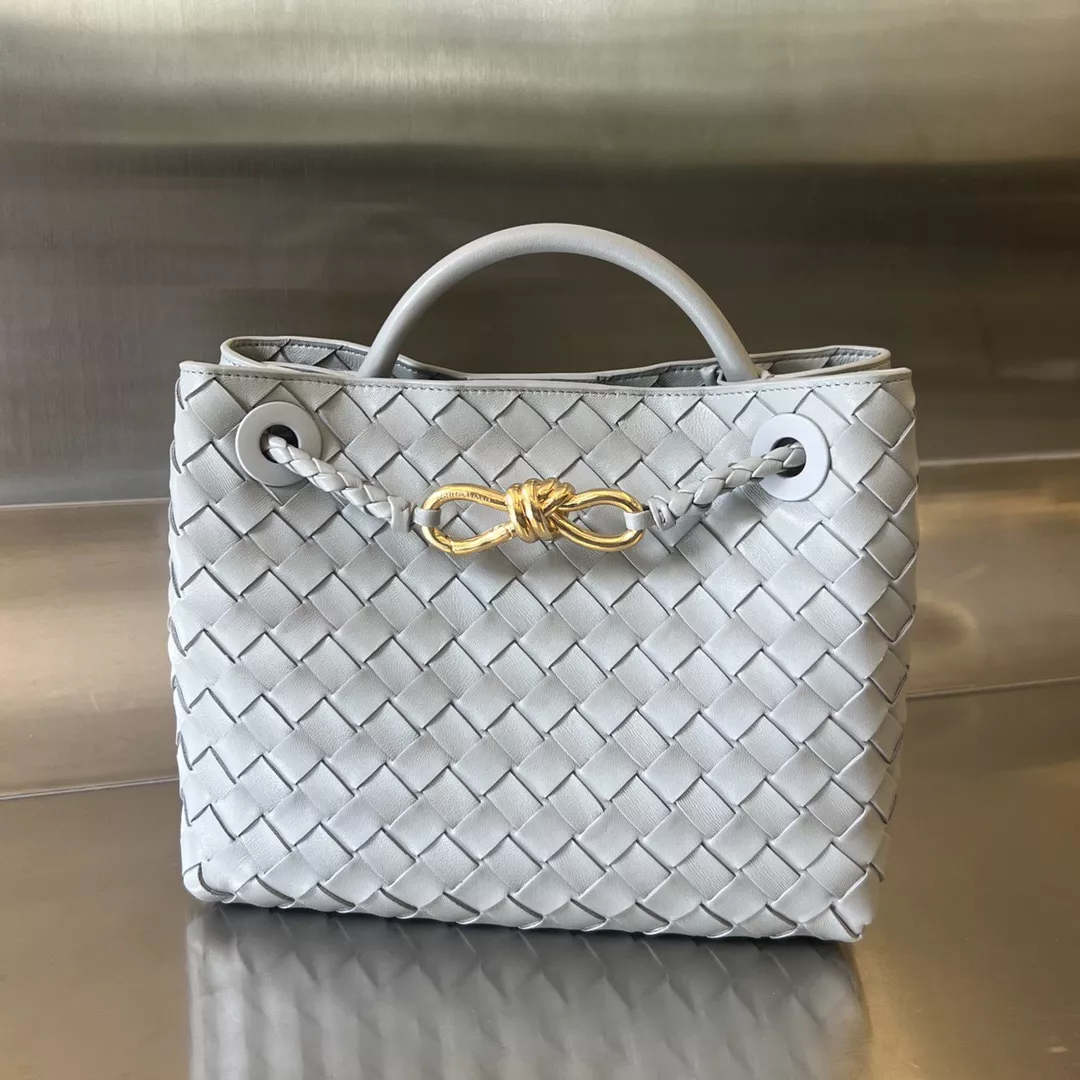 Bottega Veneta Andiamo-01