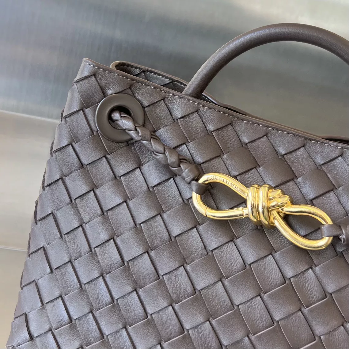 Bottega Veneta Andiamo-03