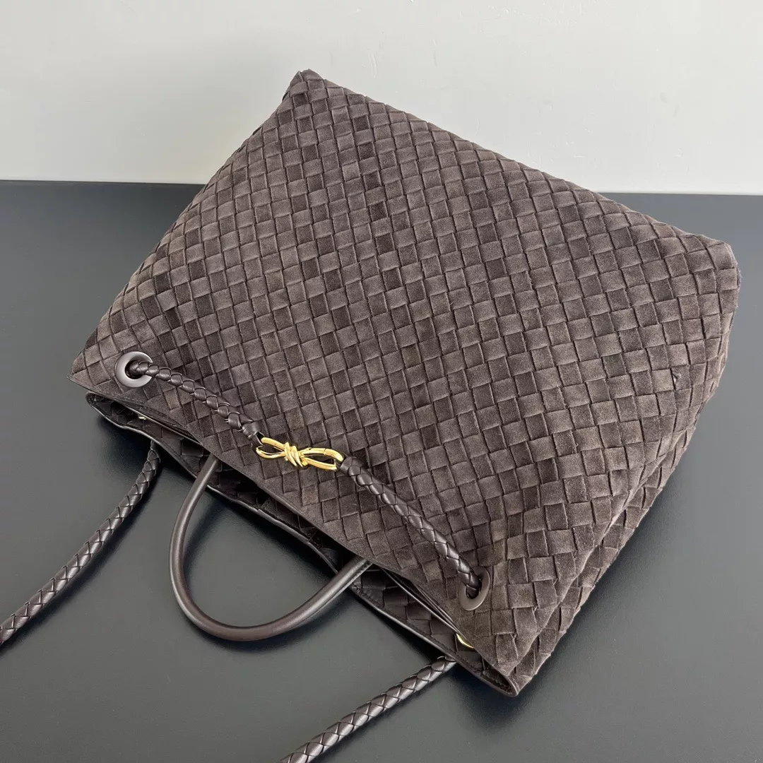 Bottega Veneta Andiamo-04