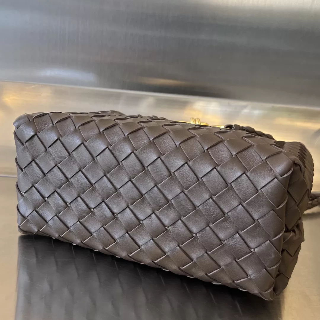 Bottega Veneta Andiamo-04