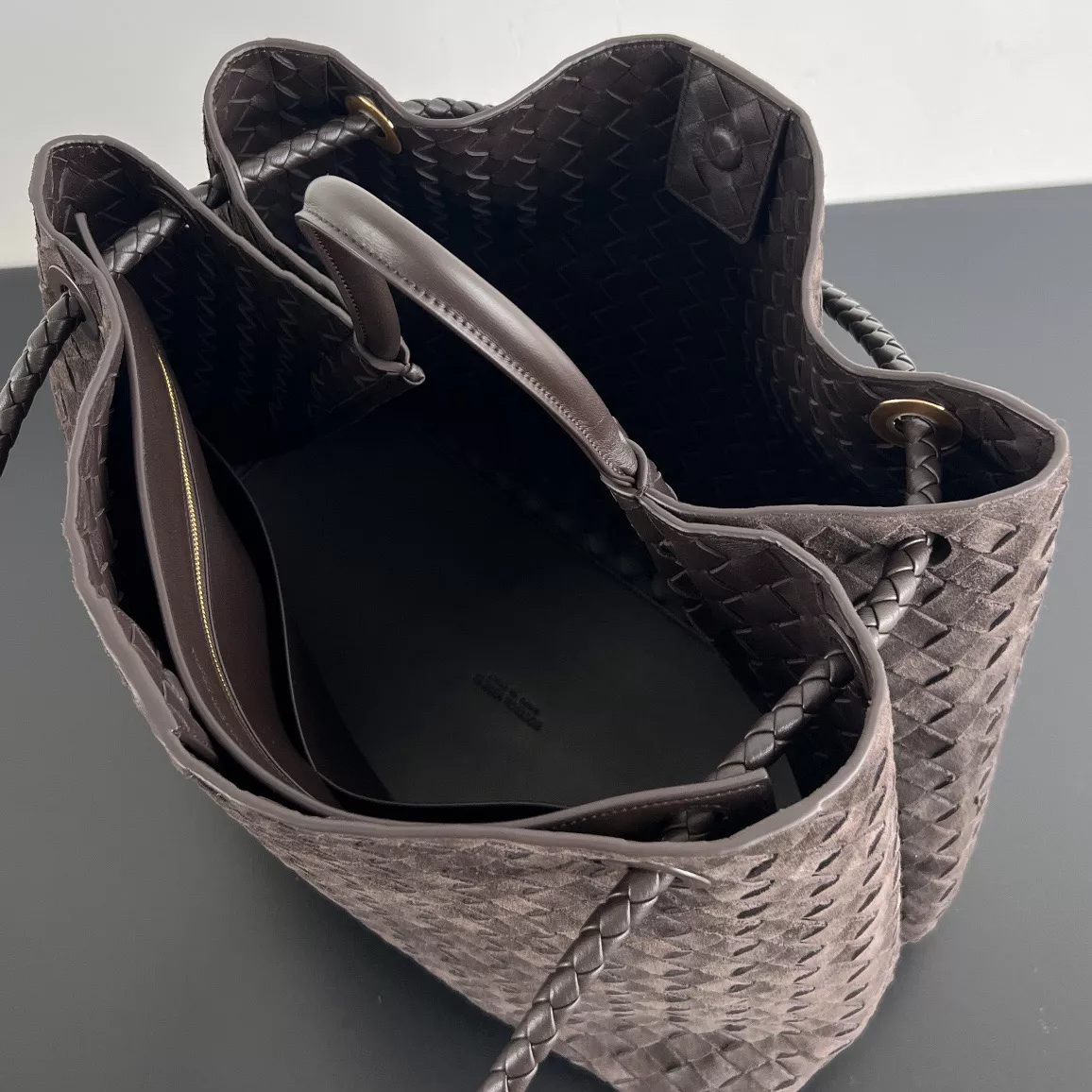 Bottega Veneta Andiamo-06