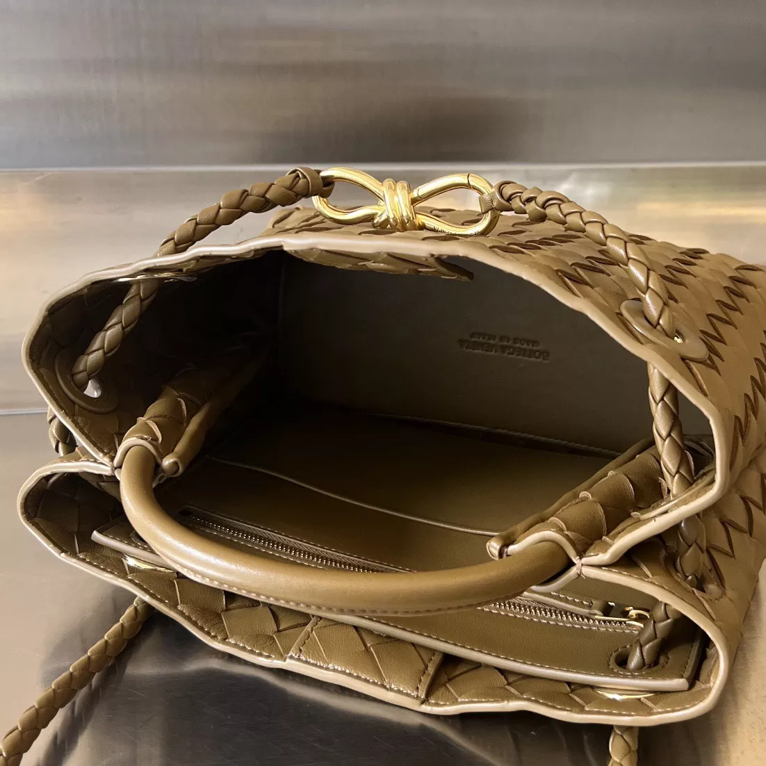 Bottega Veneta Andiamo-07