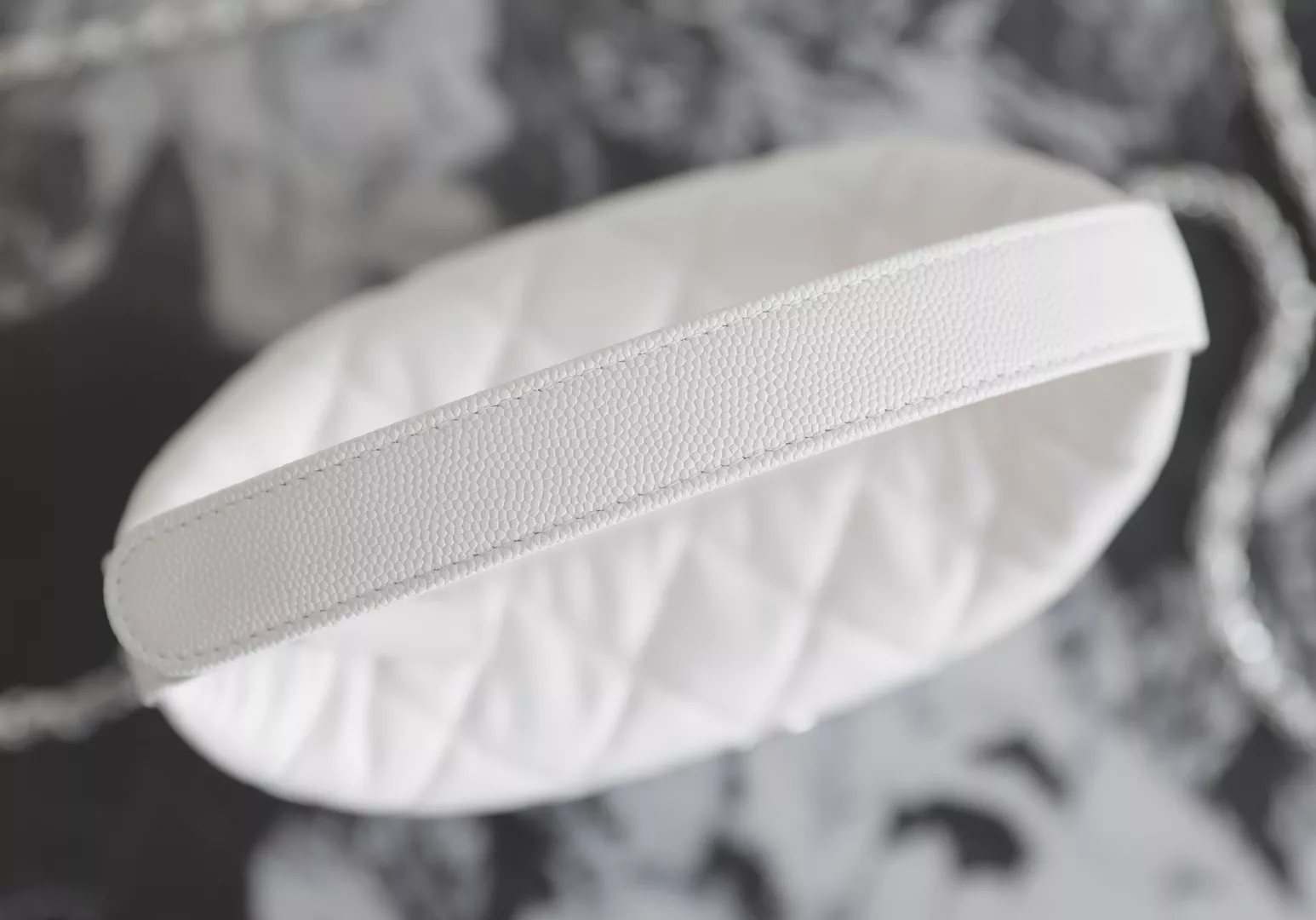 Chanel 25 hobo bag-16