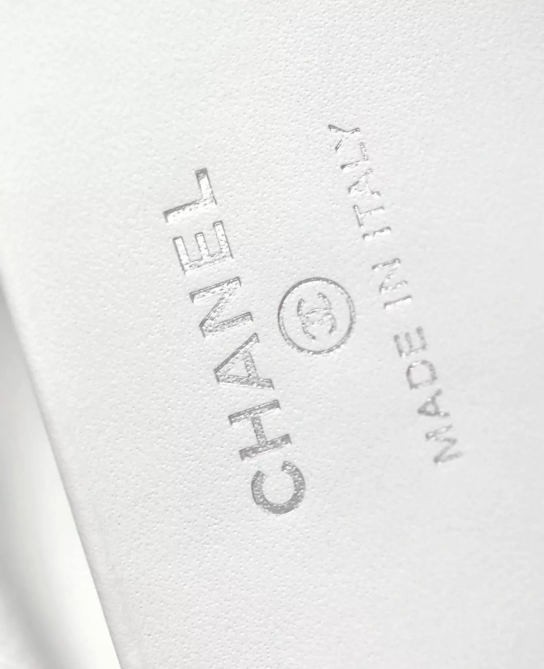 Chanel 25 hobo bag-18