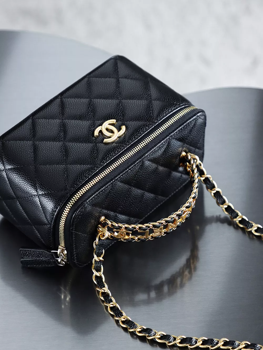 Chanel Vanity Case-06