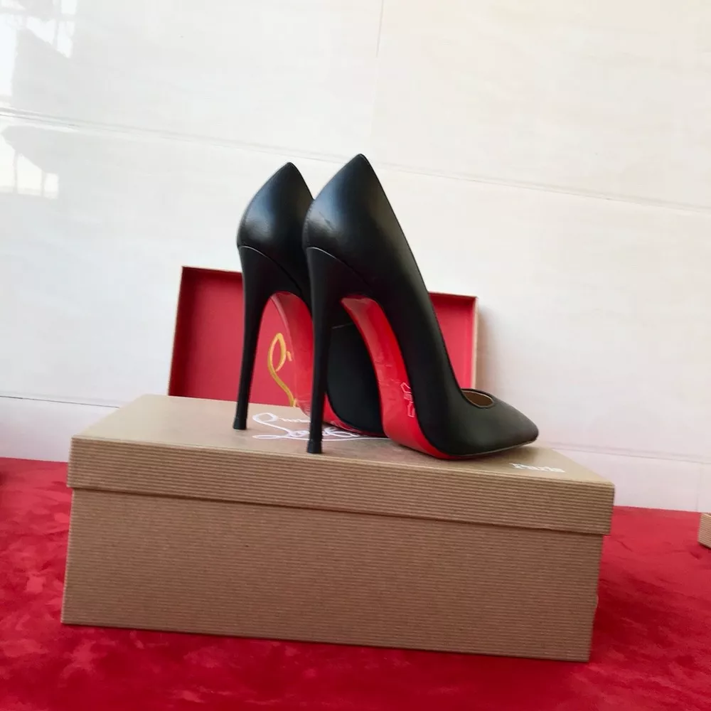 Christian Louboutin 1284-04
