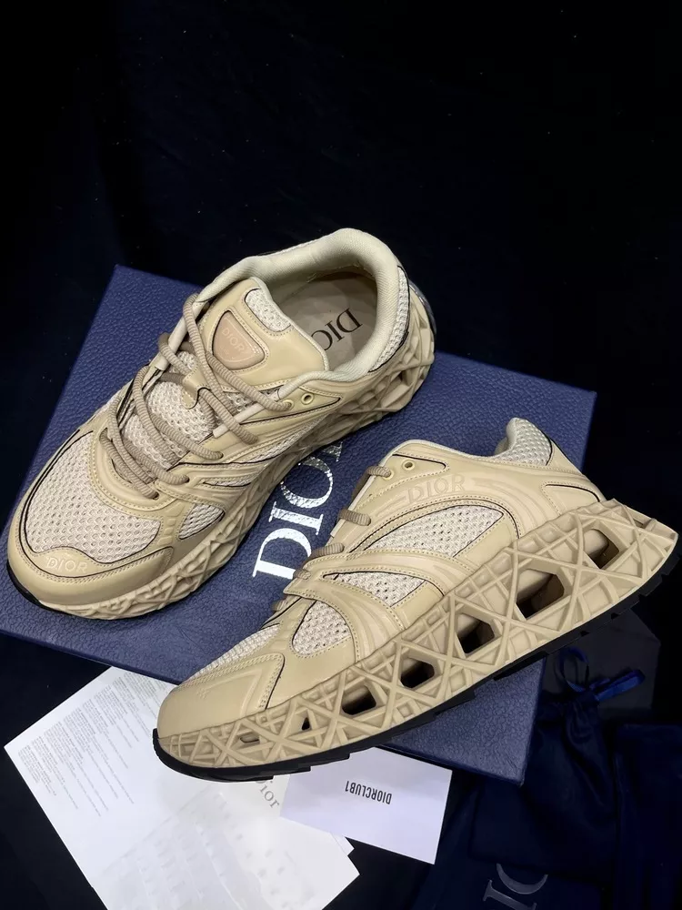 Dior B35-04