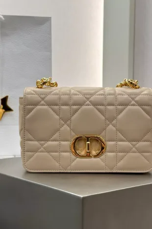 Dior Caro