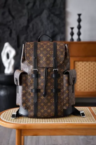 Louis Vuitton Christopher
