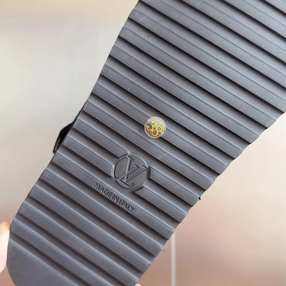 Louis Vuitton Colorado-09