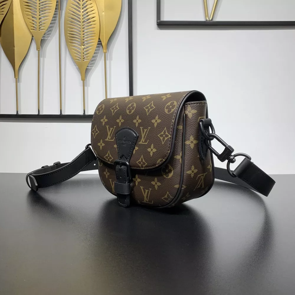 Louis Vuitton Montsouris-03