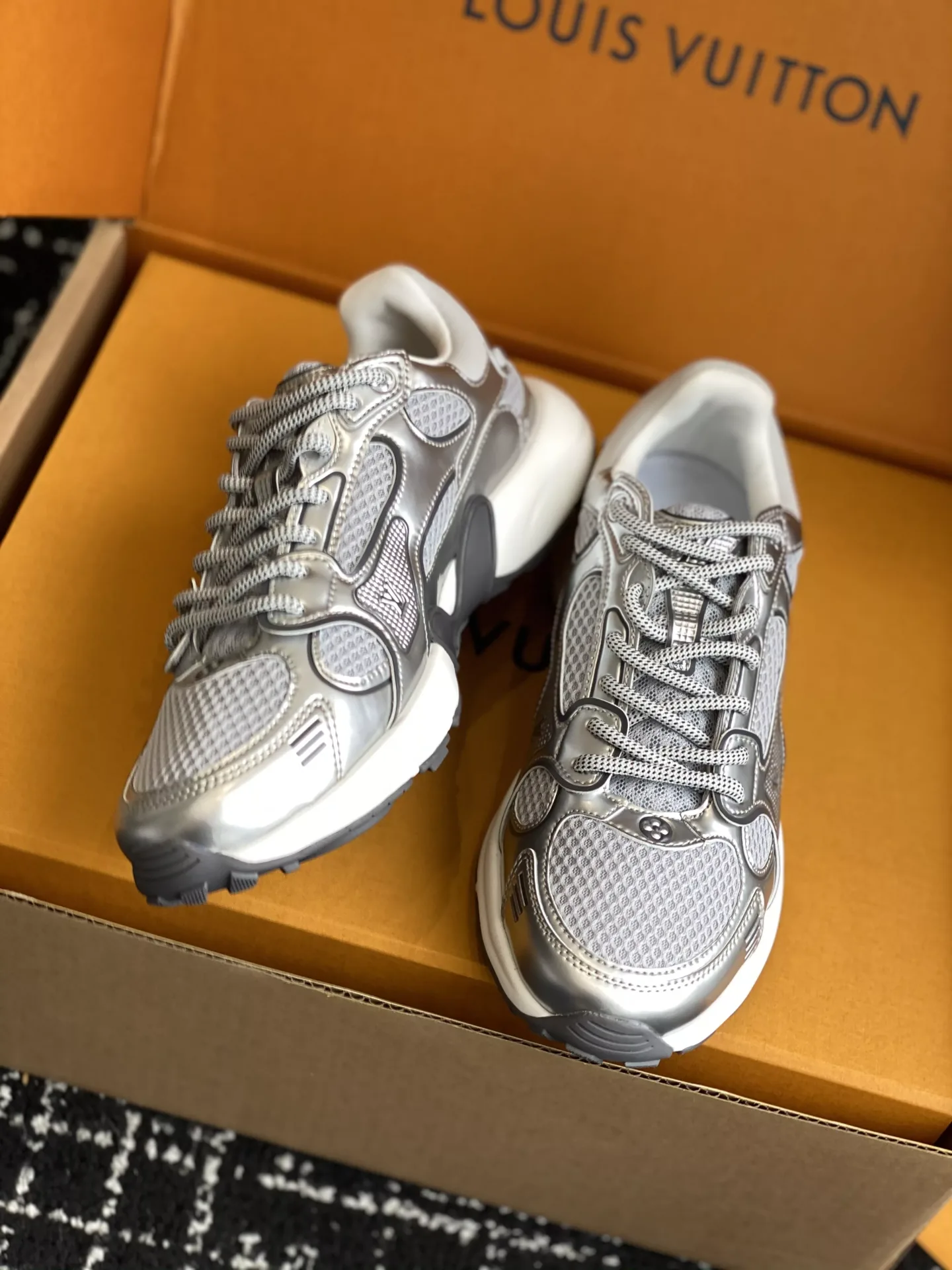 Louis Vuitton Olympia-05