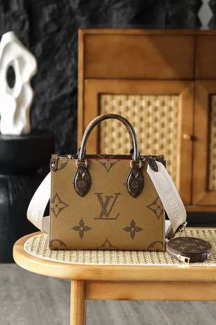 Louis Vuitton OnTheGo PM