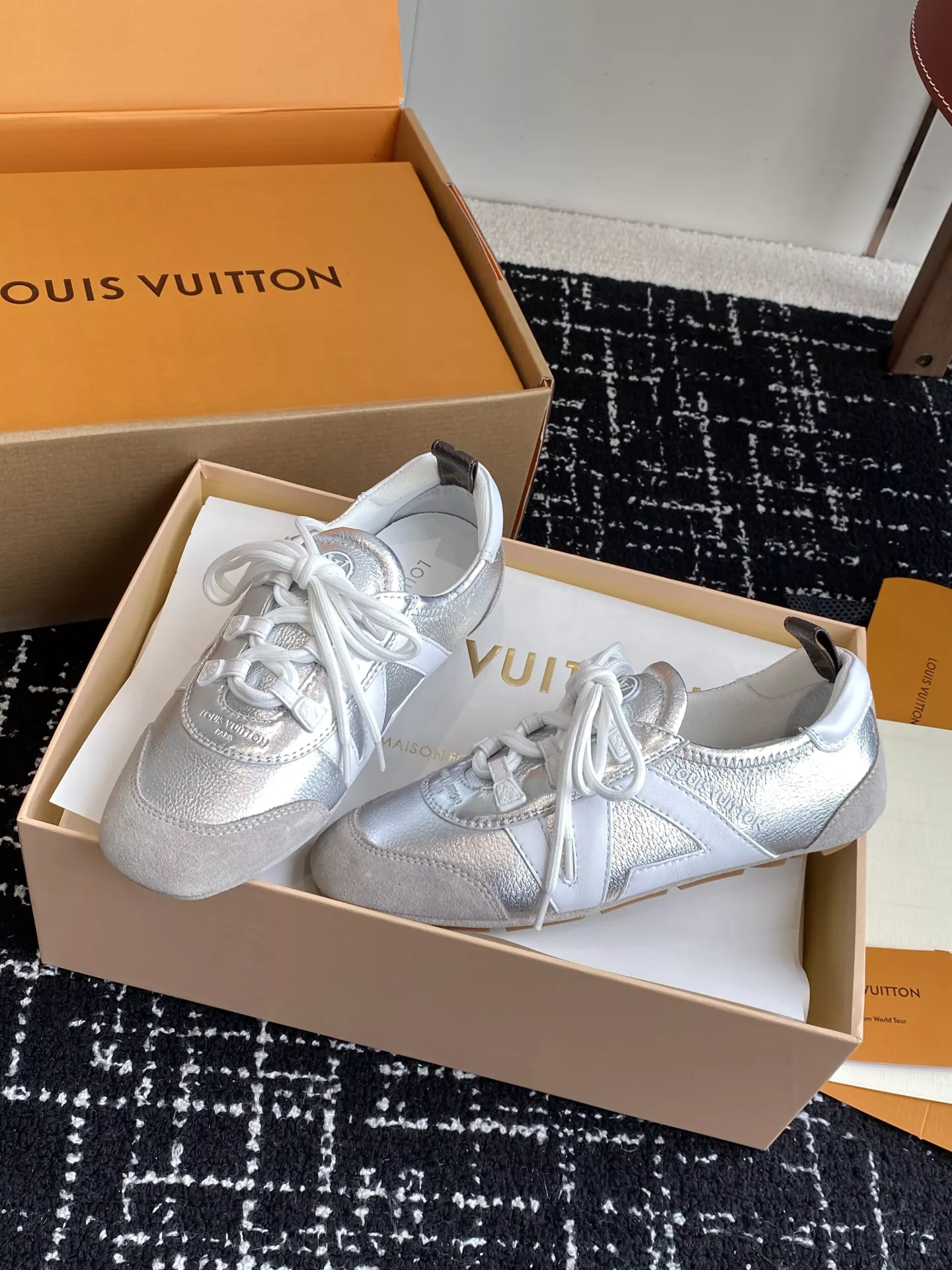 Louis Vuitton Sneakerina-21