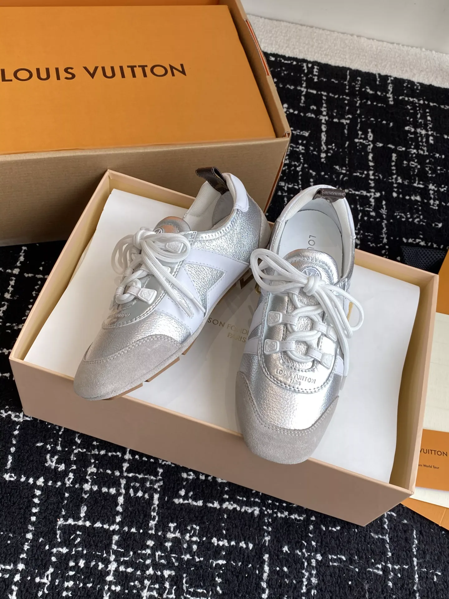 Louis Vuitton Sneakerina-23