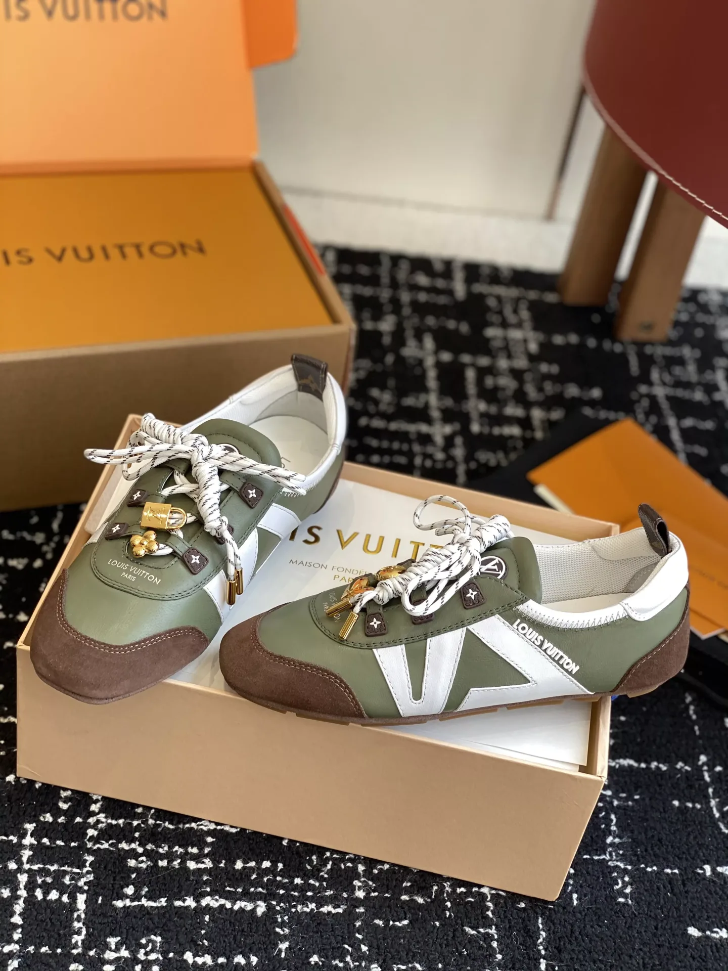 Louis Vuitton Sneakerina-39