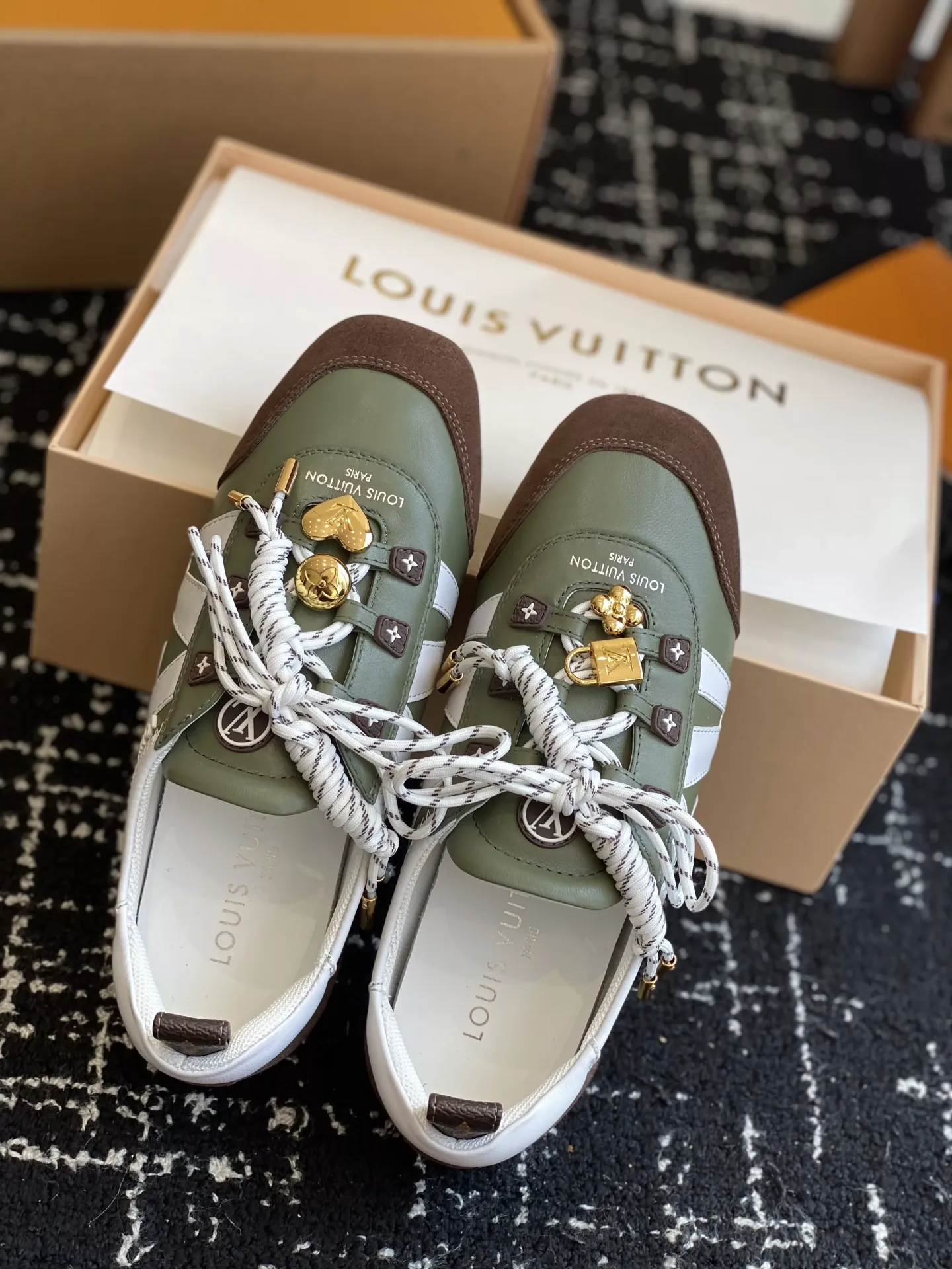 Louis Vuitton Sneakerina-40