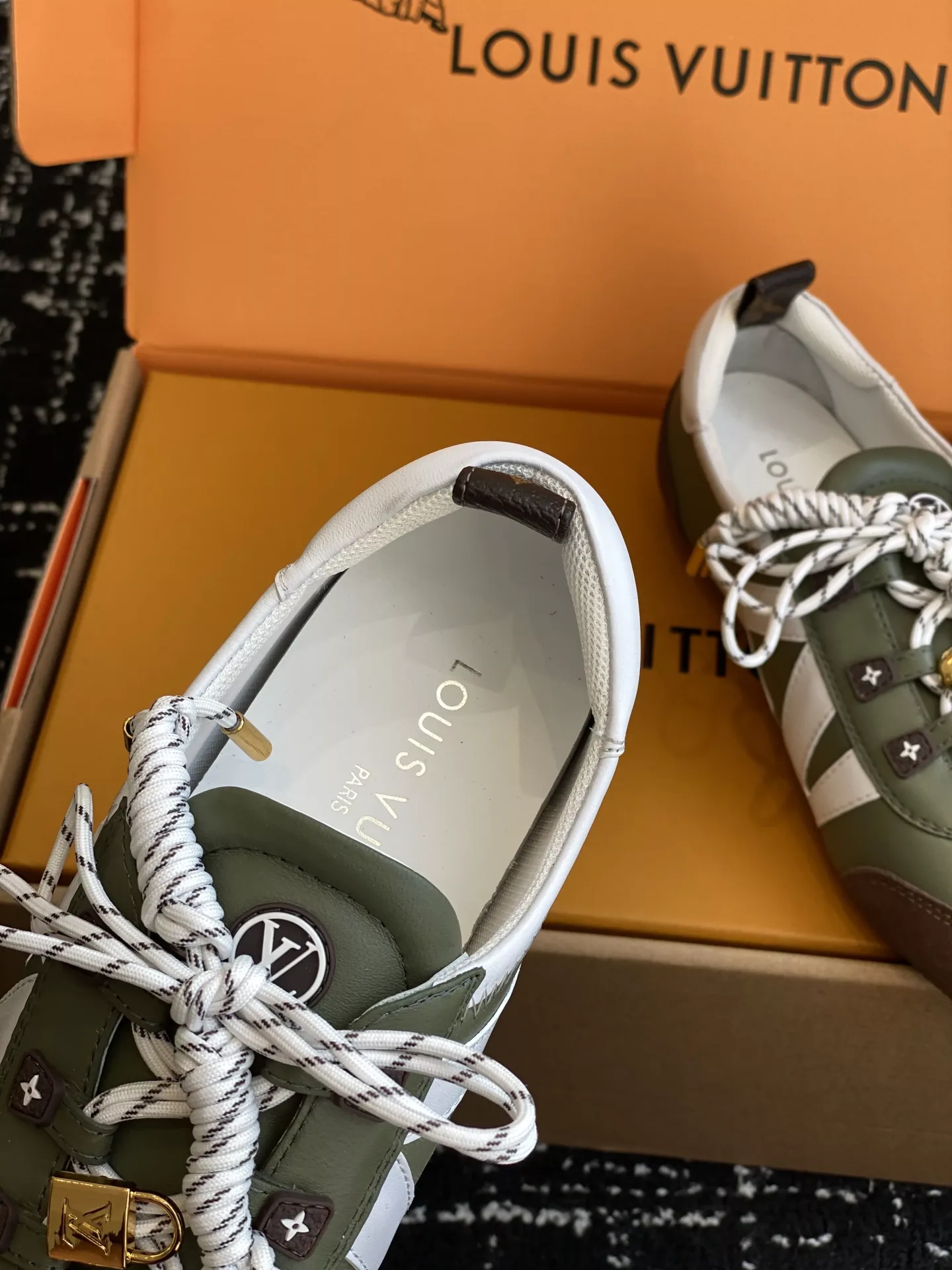 Louis Vuitton Sneakerina-44