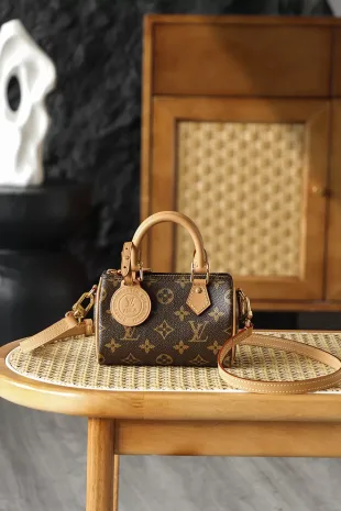 Louis Vuitton Speedy Nano