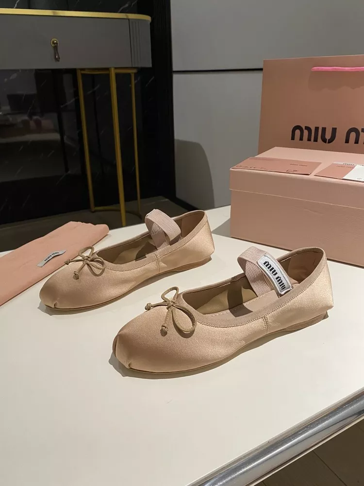 Miu Miu 1243-12