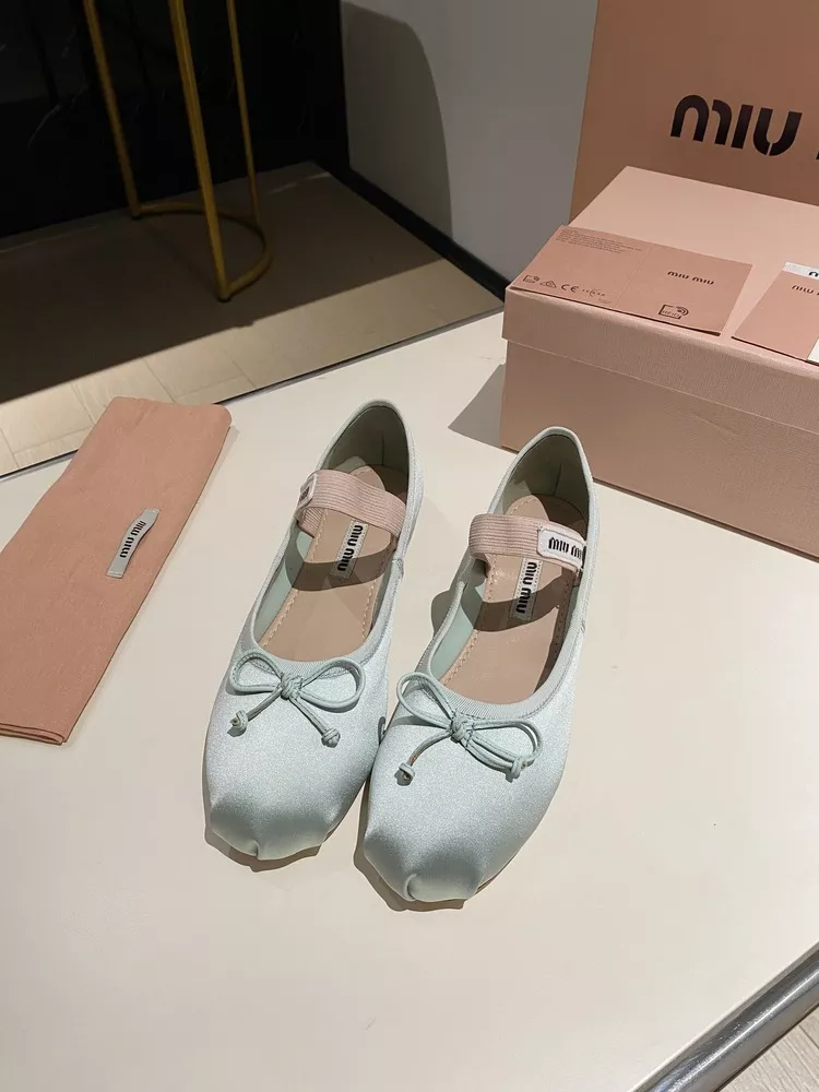Miu Miu 1243-19