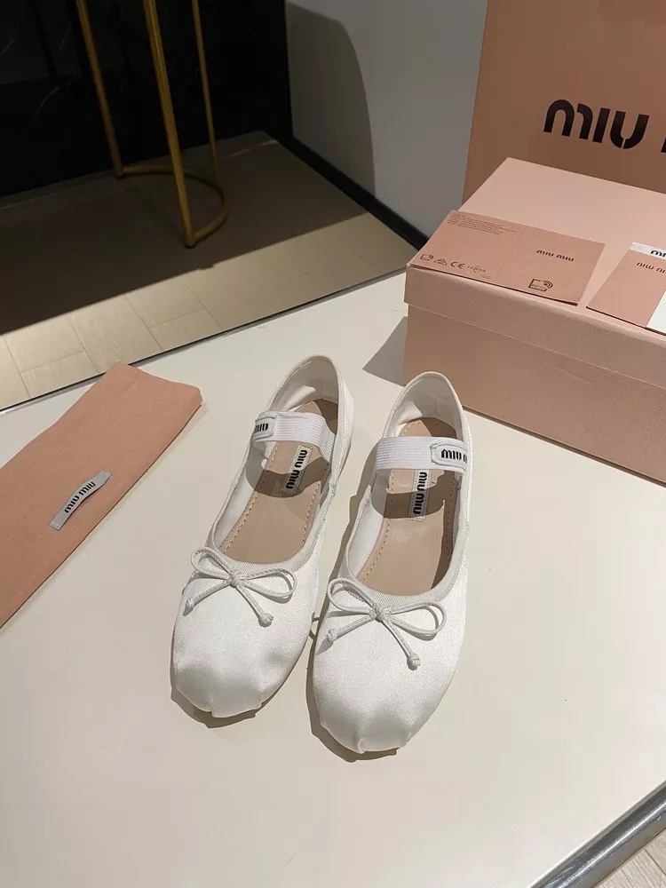 Miu Miu 1243-37