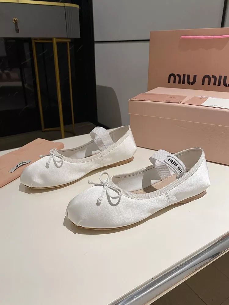 Miu Miu 1243-40