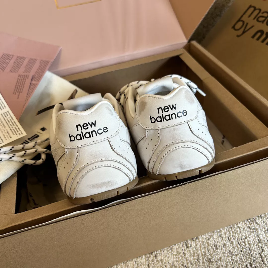 Miu Miu x New Balance 530-07