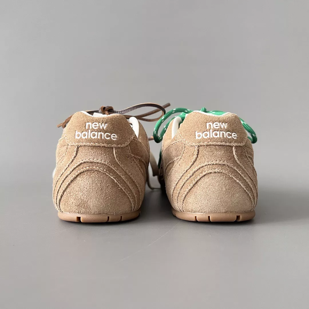 Miu Miu x New Balance 530-33