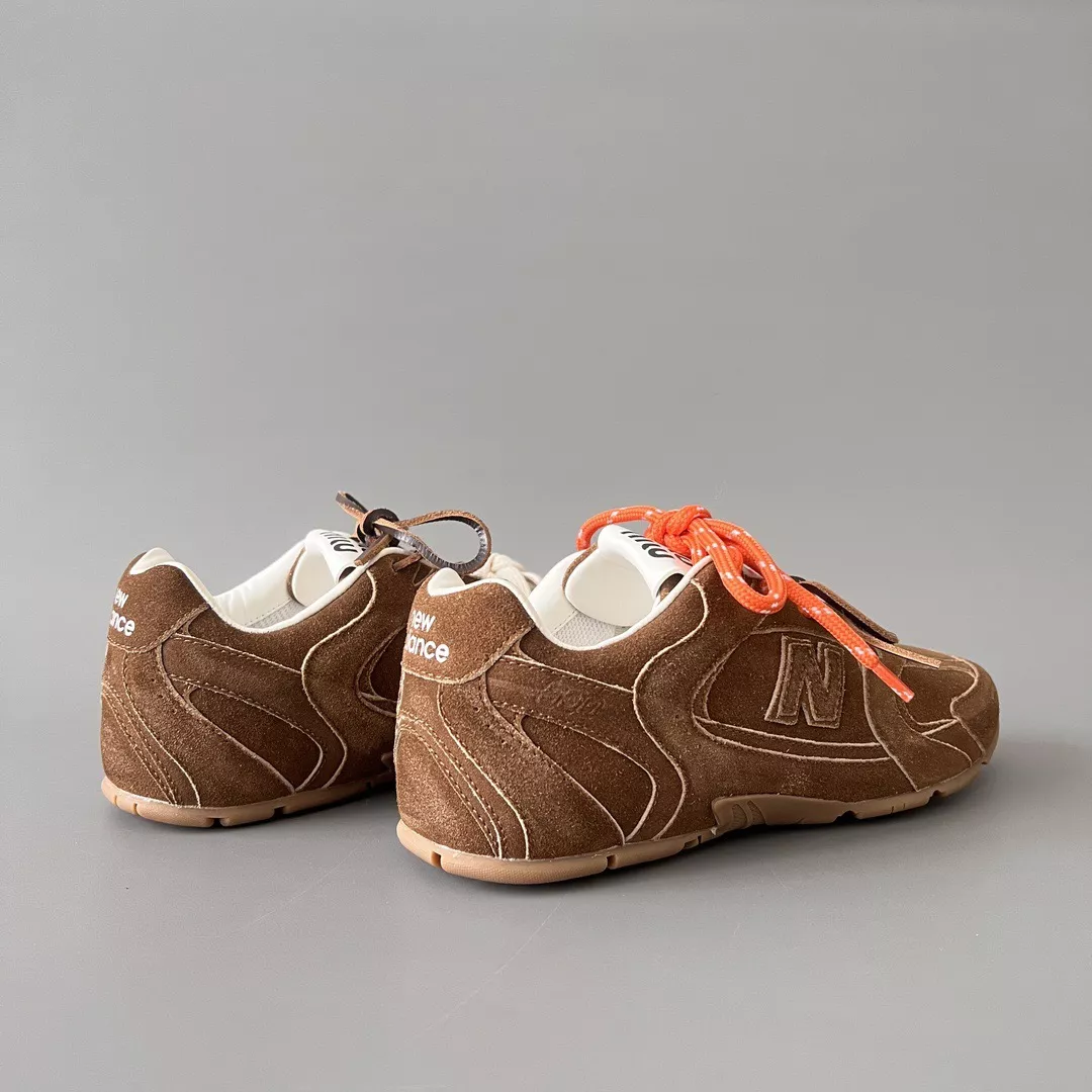 Miu Miu x New Balance 530-41