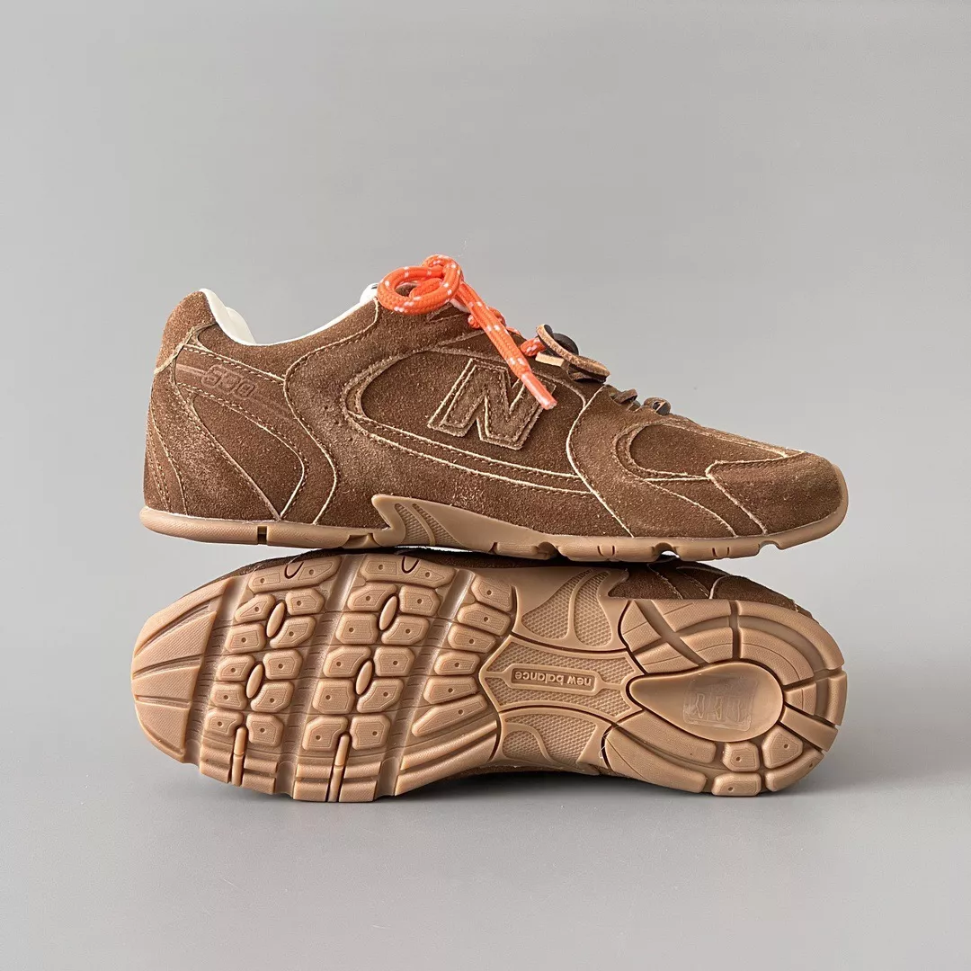 Miu Miu x New Balance 530-43