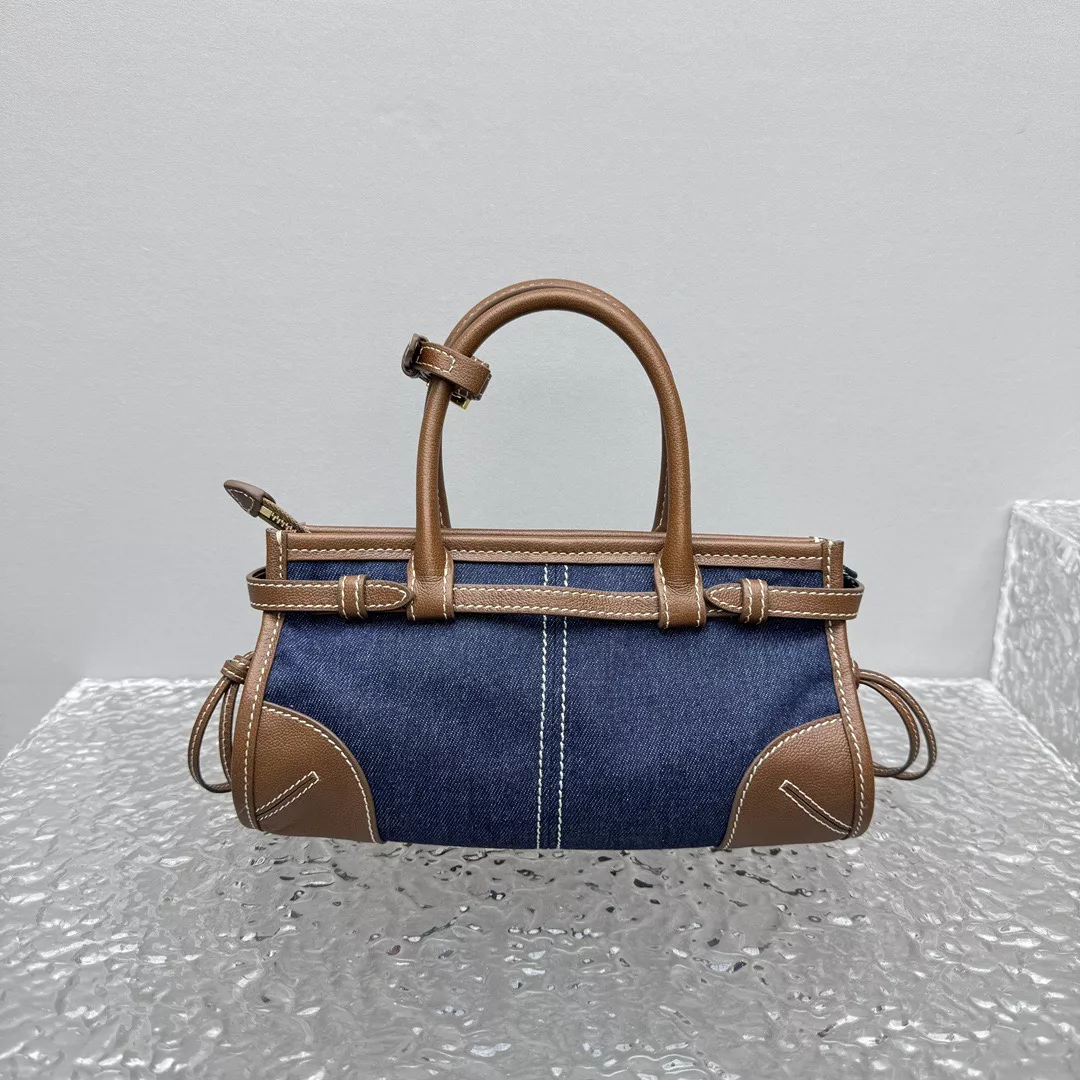 Prada Bonnie-12