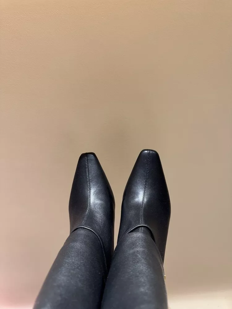 Yves Saint Laurent 1220-05