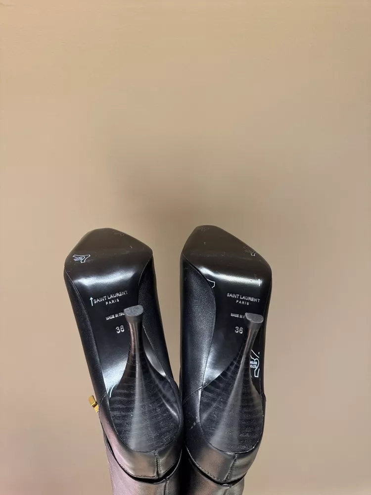 Yves Saint Laurent 1220-06