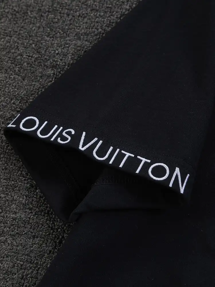 Louis-Vuitton-1482-13