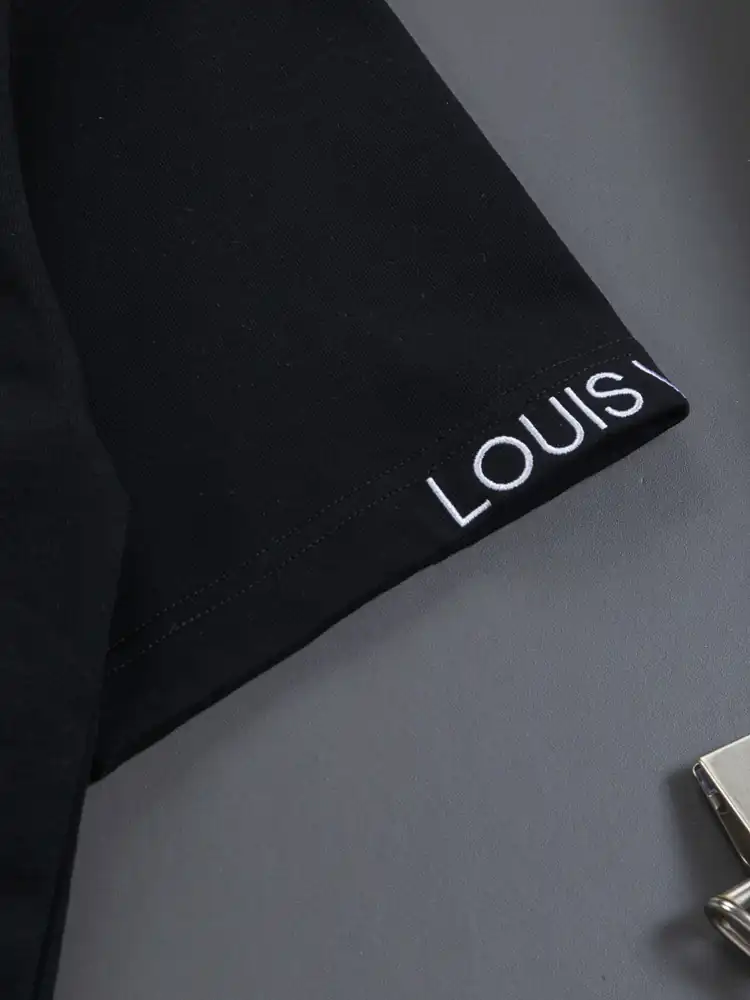 Louis-Vuitton-1482-14