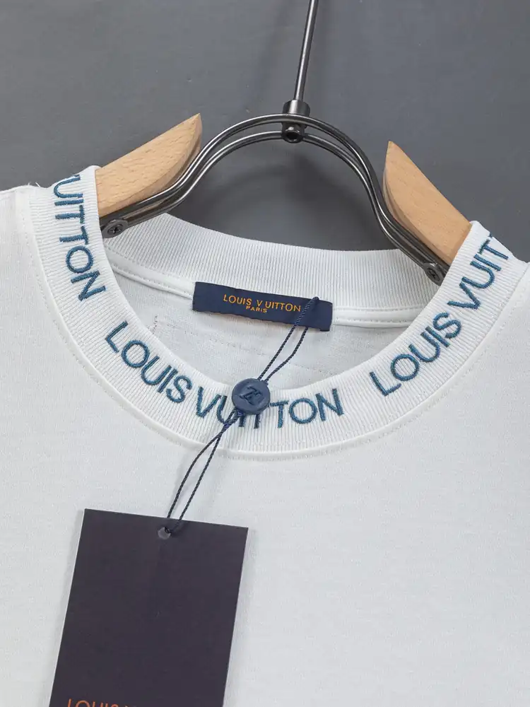 Louis-Vuitton-1482-4