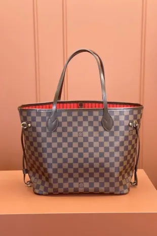 Louis Vuitton Neverfull