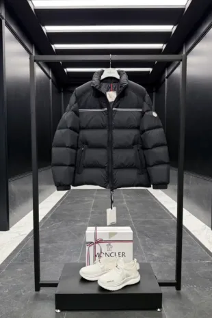 Moncler Bouvaque