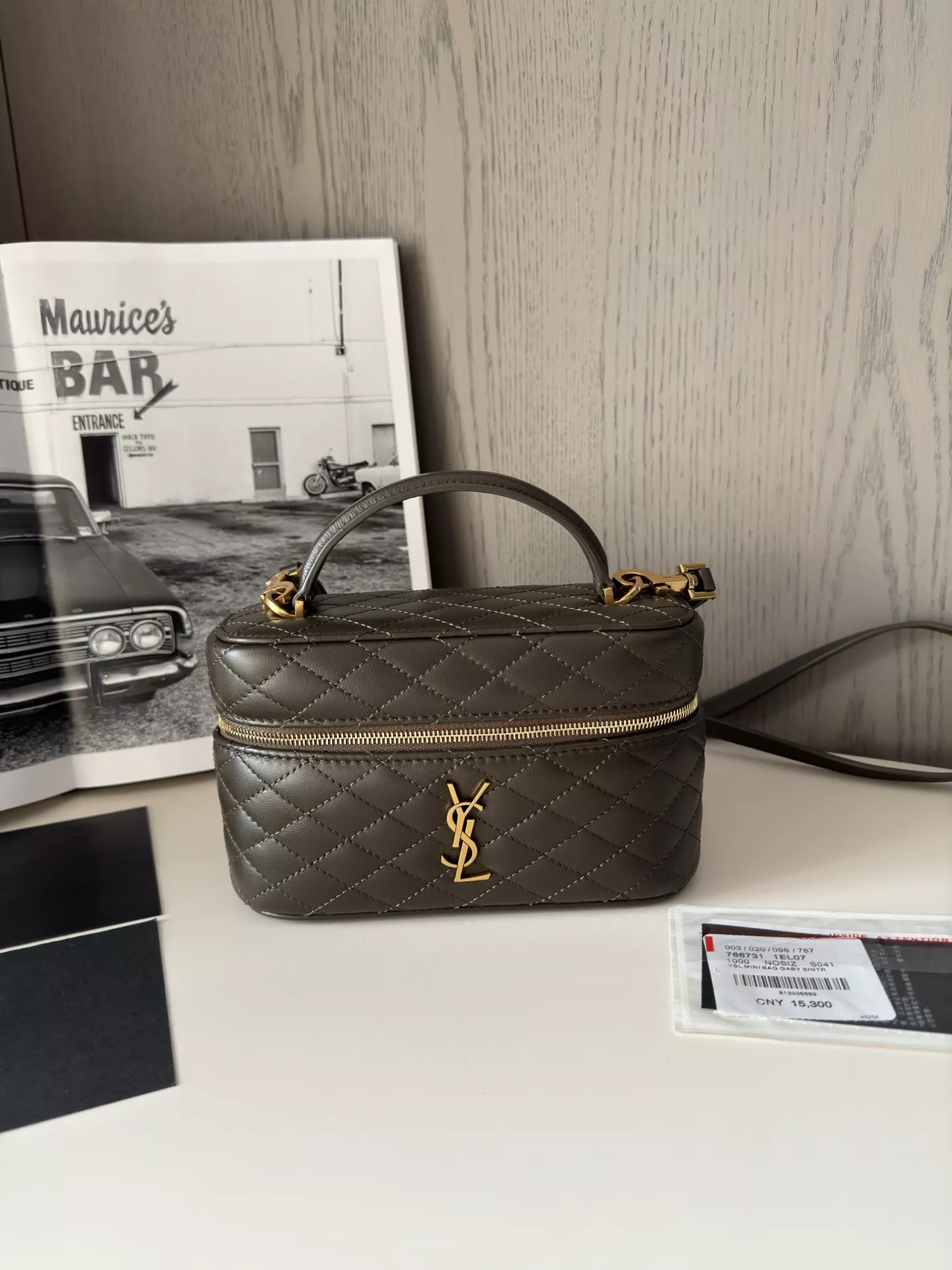 Yves-Saint-Laurent-Gaby-10-1.webp